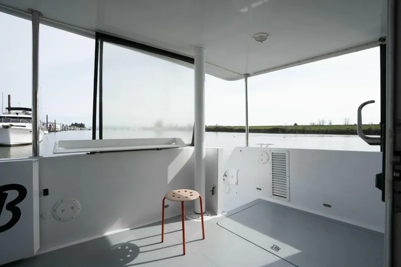 Slide: The Image of Pedigree Cat 525 Power Cat 2005 - 5228028