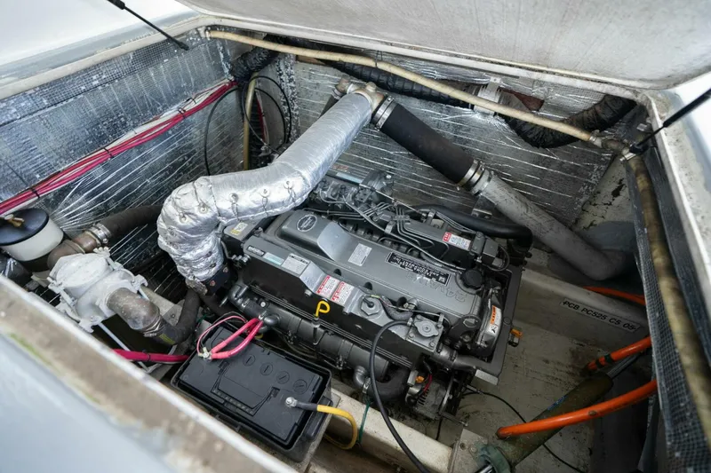 Slide: The Image of Pedigree Cat 525 Power Cat 2005 - 5228032