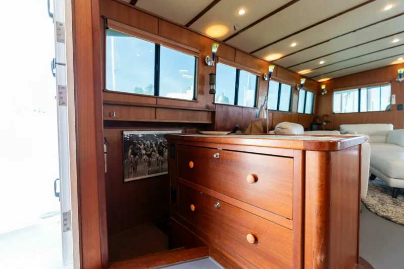 Slide: The Image of Pedigree Cat 525 Power Cat 2005 - 5228033