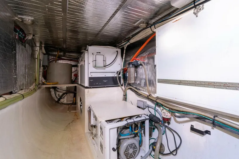 Slide: The Image of Pedigree Cat 525 Power Cat 2005 - 5228035