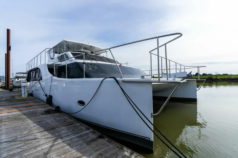 Slide: The Image of Pedigree Cat 525 Power Cat 2005 - 5228046