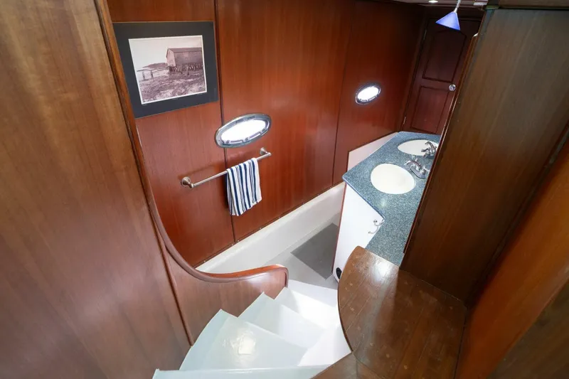 Slide: The Image of Pedigree Cat 525 Power Cat 2005 - 5227958