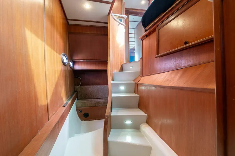 Slide: The Image of Pedigree Cat 525 Power Cat 2005 - 5227968