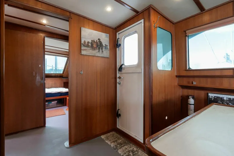 Slide: The Image of Pedigree Cat 525 Power Cat 2005 - 5227971