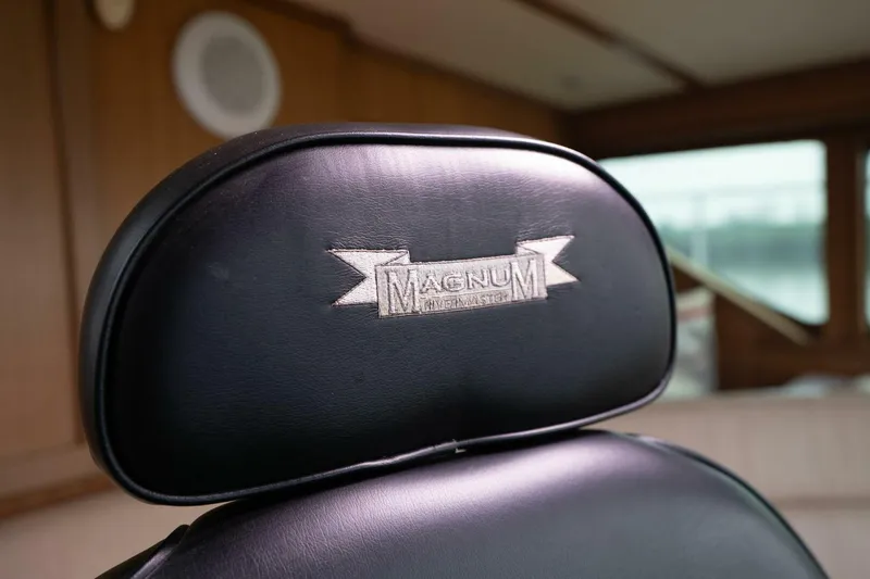 Slide: The Image of Pedigree Cat 525 Power Cat 2005 - 5227975