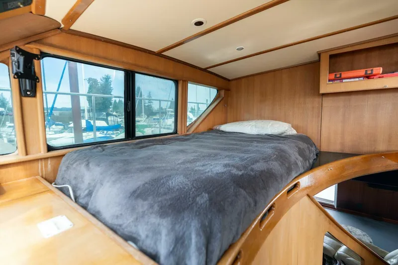 Slide: The Image of Pedigree Cat 525 Power Cat 2005 - 5227983