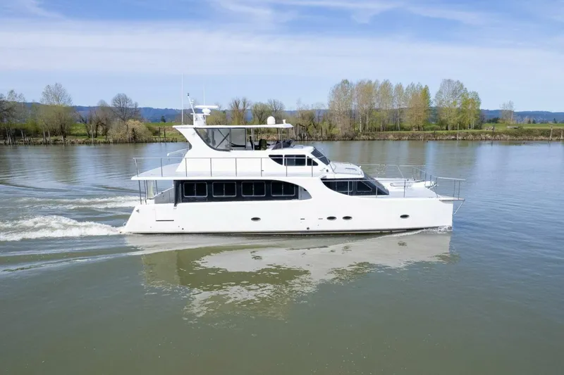 Slide: The Image of Pedigree Cat 525 Power Cat 2005 - 5228003