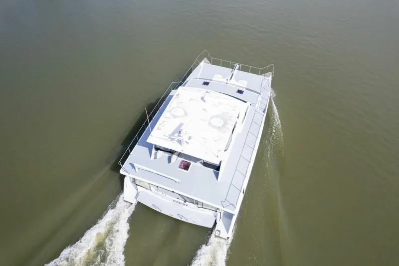 Slide: The Image of Pedigree Cat 525 Power Cat 2005 - 5228007