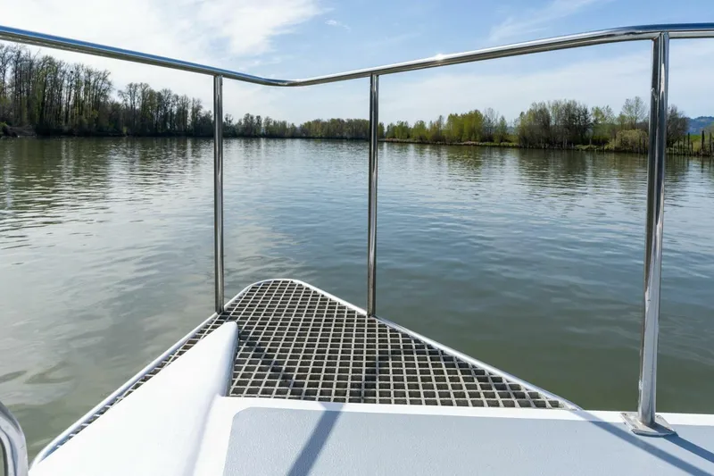 Slide: The Image of Pedigree Cat 525 Power Cat 2005 - 5228017