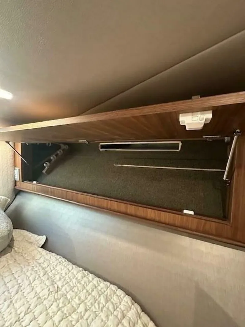 Slide: The Image of Spencer 50 Express 2018 - 5290022