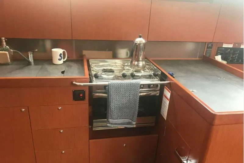 Slide: The Image of Beneteau 41.1 2019 - 5229445