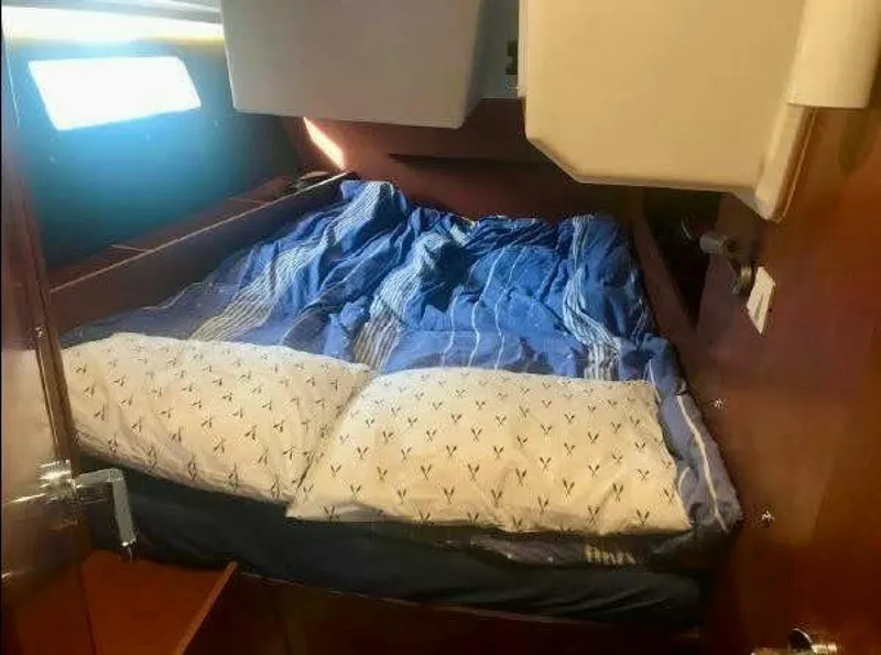 Slide: The Image of Beneteau 41.1 2019 - 5229442