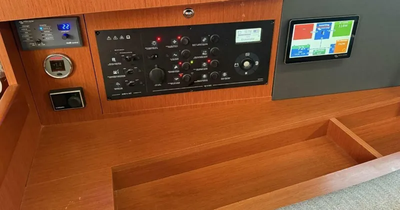 Slide: The Image of Beneteau 41.1 2019 - 5229446