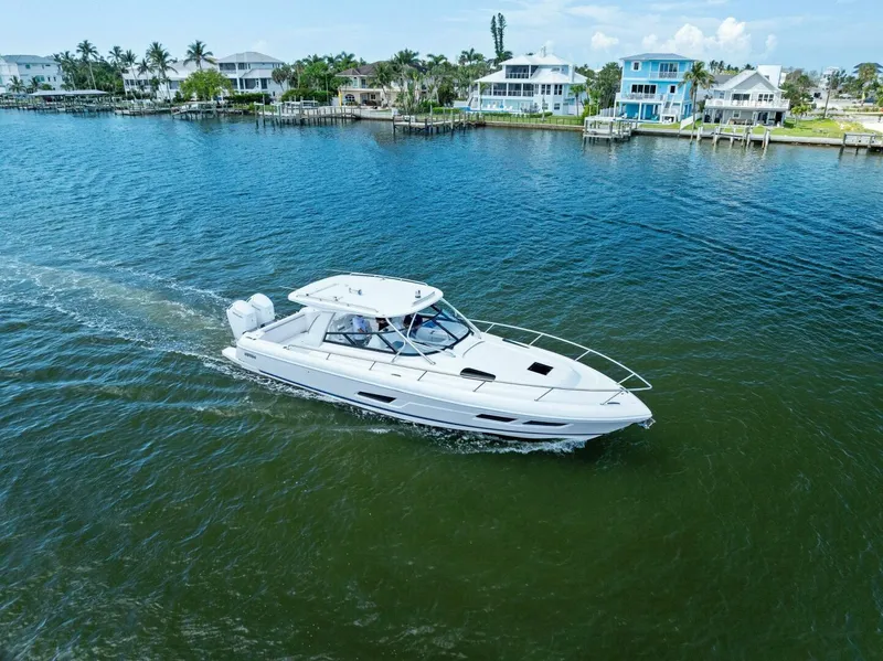 Slide: The Image of Intrepid 438 Evolution 2022 - 5397581