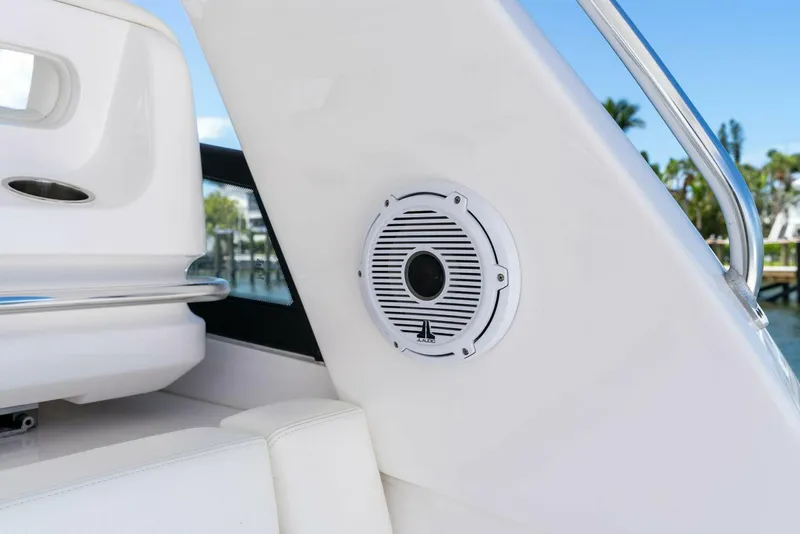 Slide: The Image of Intrepid 438 Evolution 2022 - 5397614