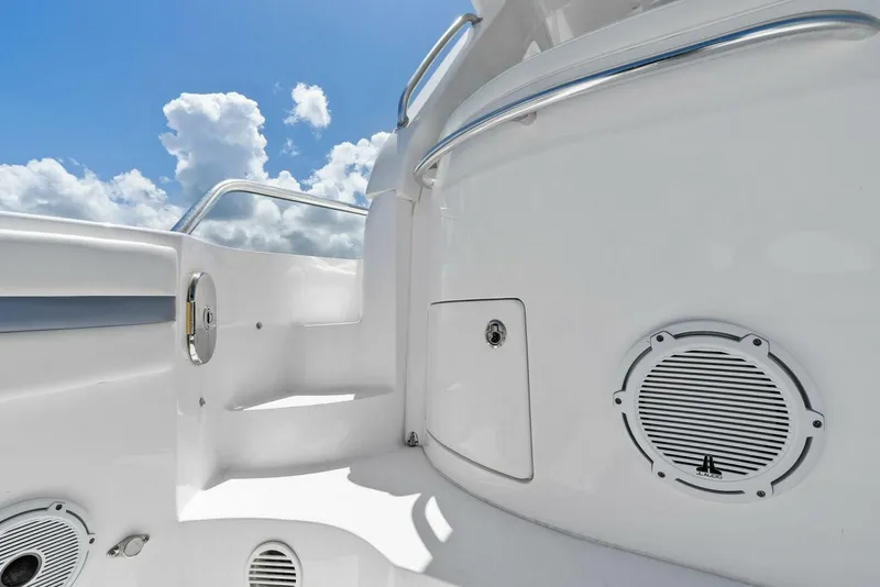 Slide: The Image of Intrepid 438 Evolution 2022 - 5397602