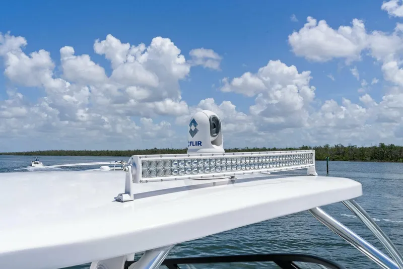 Slide: The Image of Intrepid 438 Evolution 2022 - 5397599