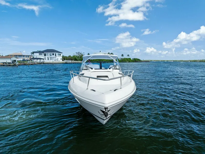 Slide: The Image of Intrepid 438 Evolution 2022 - 5397576