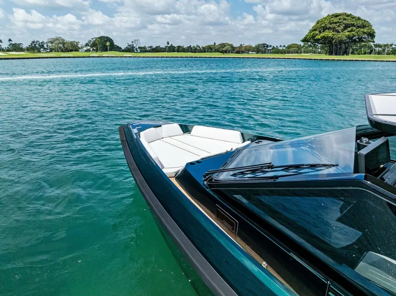 Slide: The Image of Wally Wallytender 43X 2023 - 5237236