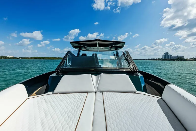 Slide: The Image of Wally Wallytender 43X 2023 - 5237238