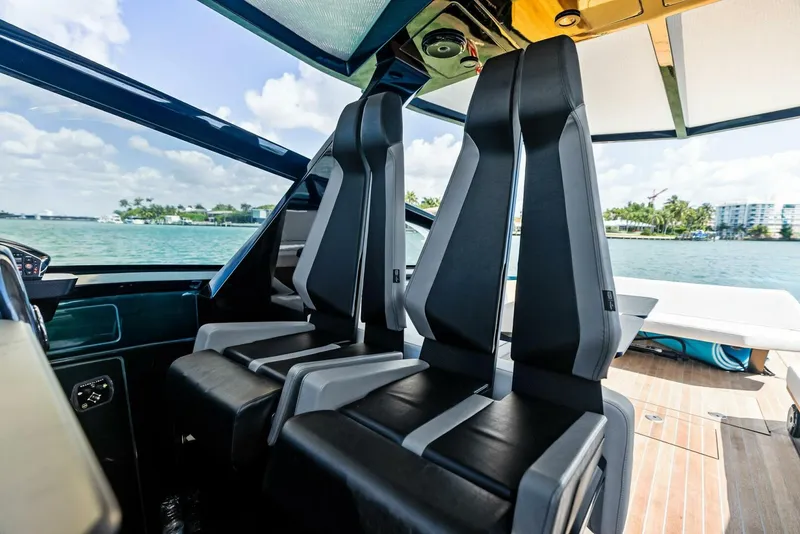 Slide: The Image of Wally Wallytender 43X 2023 - 5237250