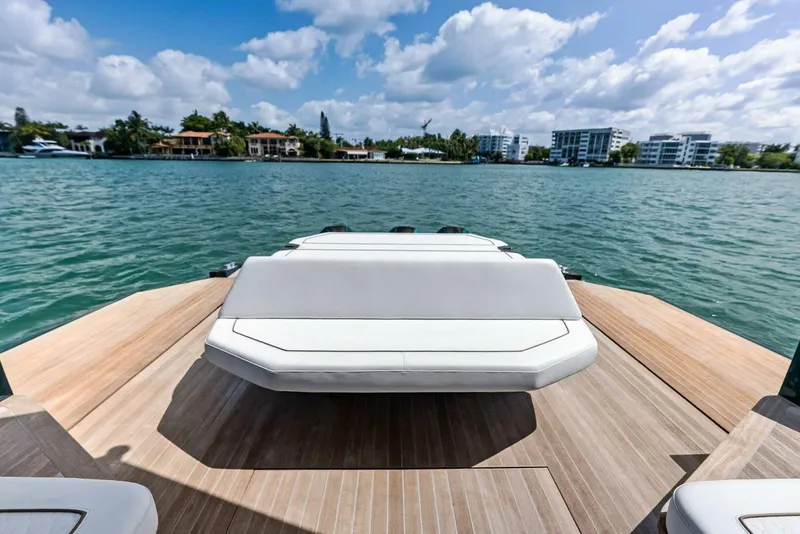 Slide: The Image of Wally Wallytender 43X 2023 - 5237254