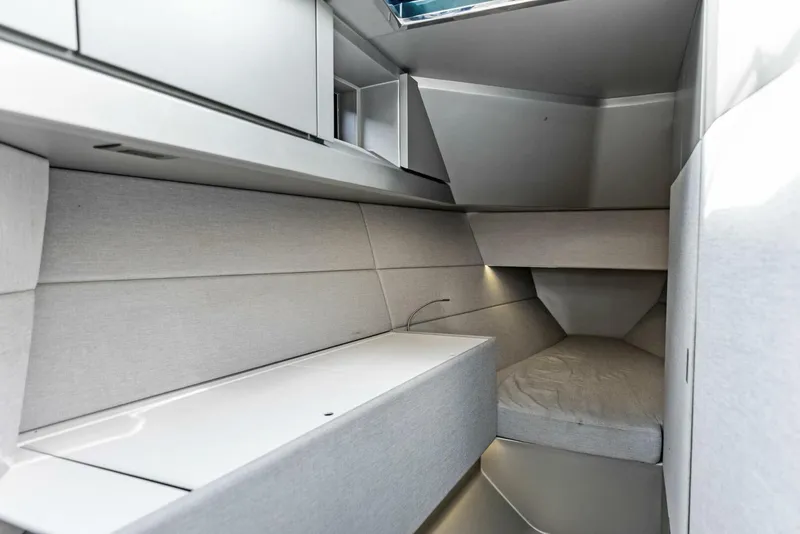 Slide: The Image of Wally Wallytender 43X 2023 - 5237263