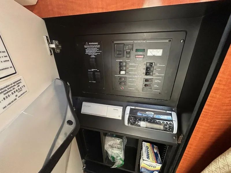 Slide: The Image of Sea Ray 280 Sundancer 2004 - 5229471