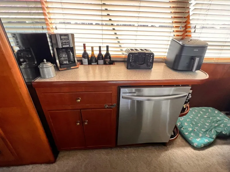 Slide: The Image of Hartman-Palmer 60 Flush Deck Motor Yacht 1985 - 5602905