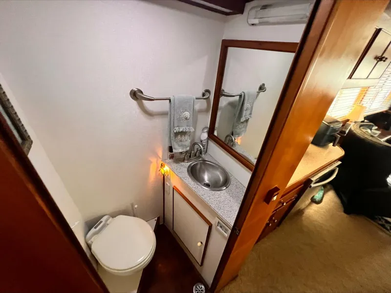 Slide: The Image of Hartman-Palmer 60 Flush Deck Motor Yacht 1985 - 5672958