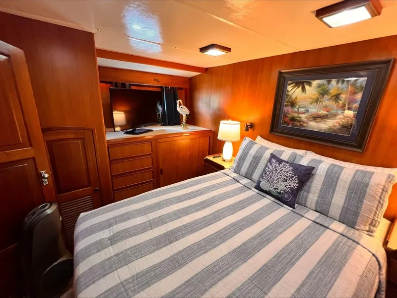 Slide: The Image of Hartman-Palmer 60 Flush Deck Motor Yacht 1985 - 5603163