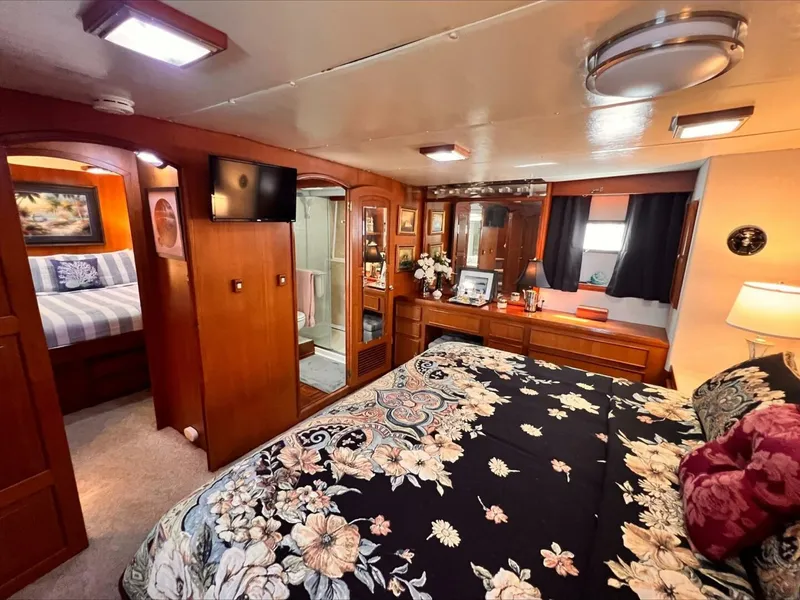 Slide: The Image of Hartman-Palmer 60 Flush Deck Motor Yacht 1985 - 5603169