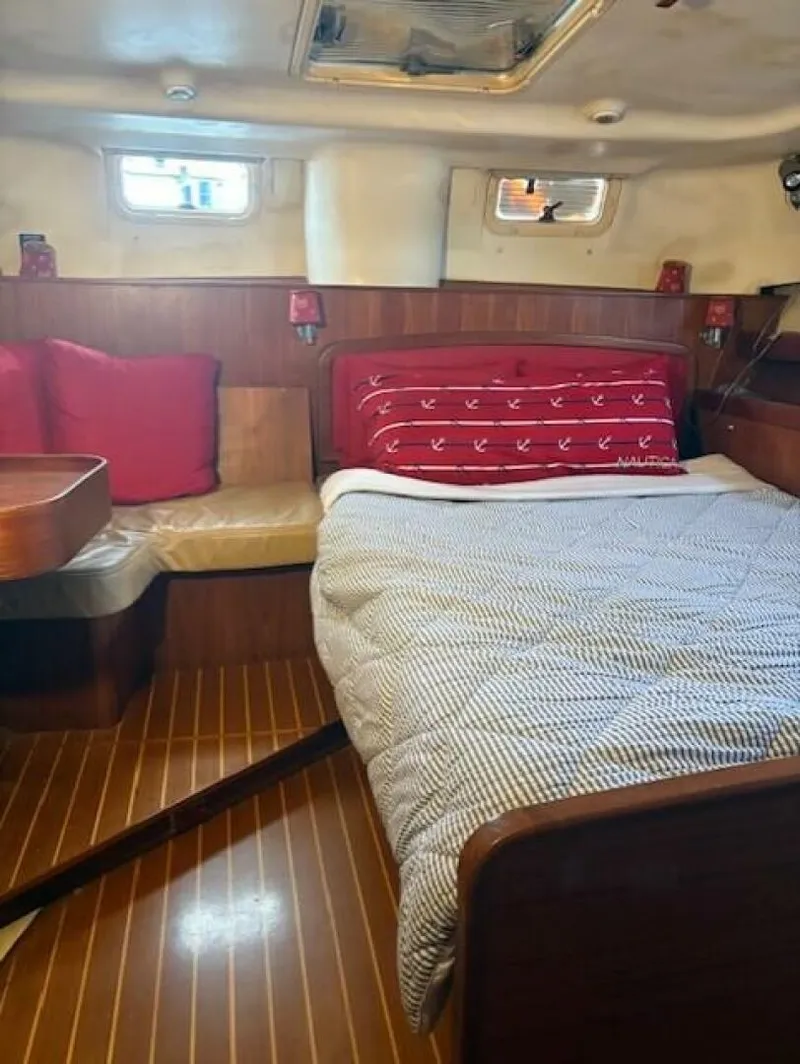 Slide: The Image of Hunter Passage 450 1999 - 5473979