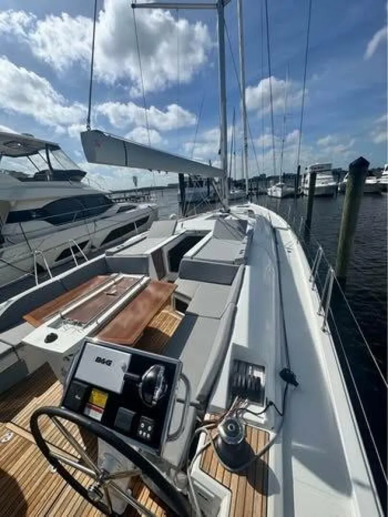 Slide: The Image of BO51.1_STBD_Deck - 5231056