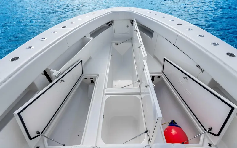 Slide: The Image of SeaVee 390Z 2019 - 5231226