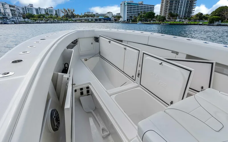 Slide: The Image of SeaVee 390Z 2019 - 5231227