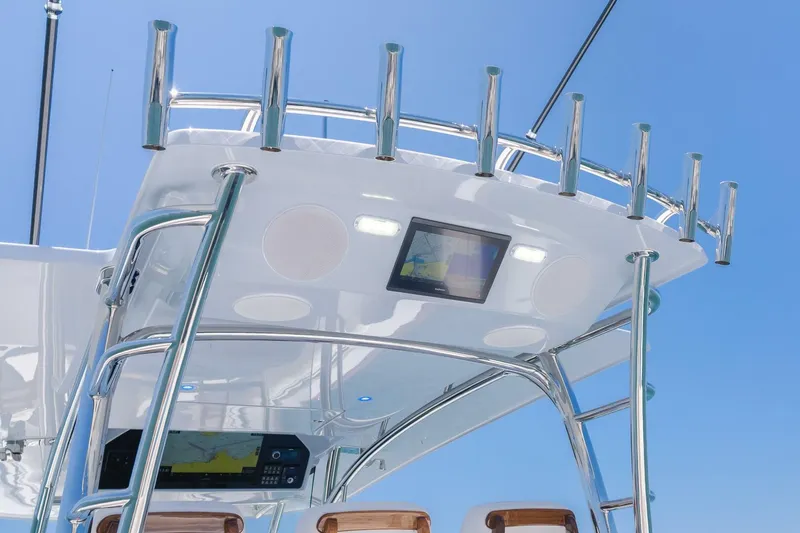 Slide: The Image of 2026 Mag Bay 43 Center Console - 5521573