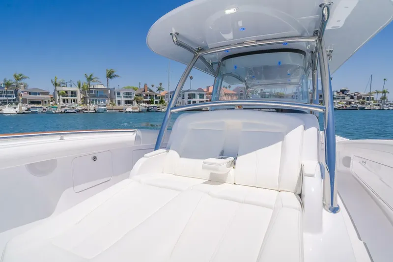 Slide: The Image of 2026 Mag Bay 43 Center Console  - 5521514