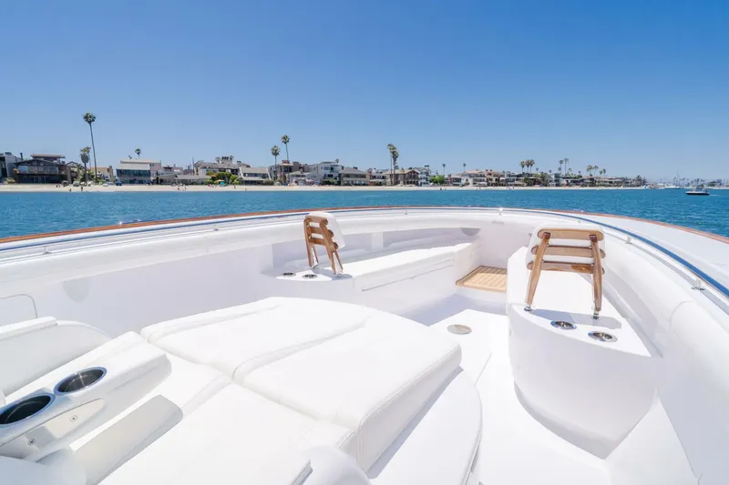 Slide: The Image of 2026 Mag Bay 43 Center Console - 5521515