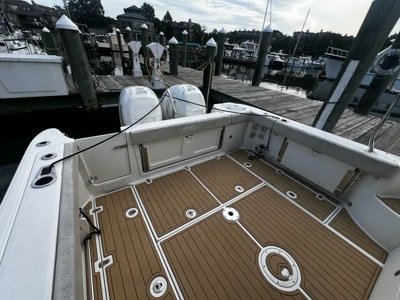 Slide: The Image of Boston Whaler 315 Conquest 2018 - 5231460