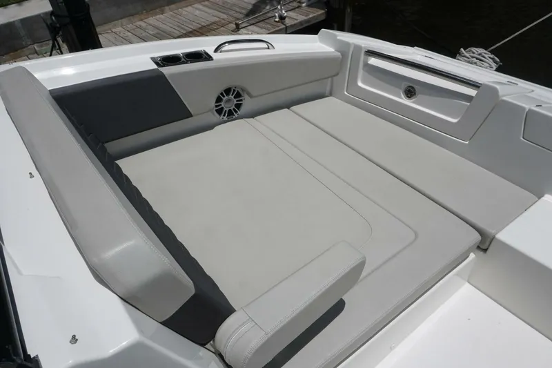 Slide: The Image of Aquila 32 Sport 2022 - 5280354