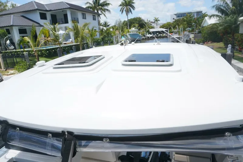 Slide: The Image of Aquila 32 Sport 2022 - 5280360