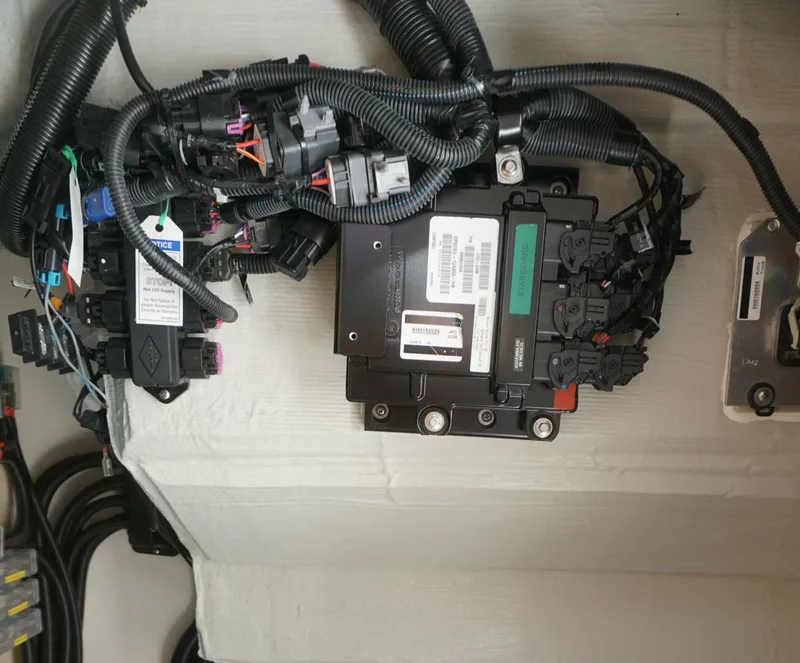 Slide: The Image of Aquila 32 Sport 2022 - 5280372