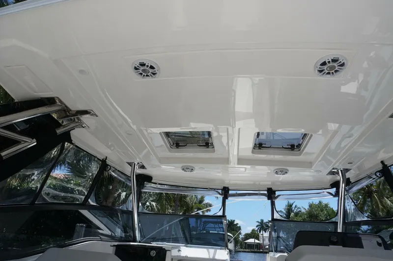 Slide: The Image of Aquila 32 Sport 2022 - 5280380