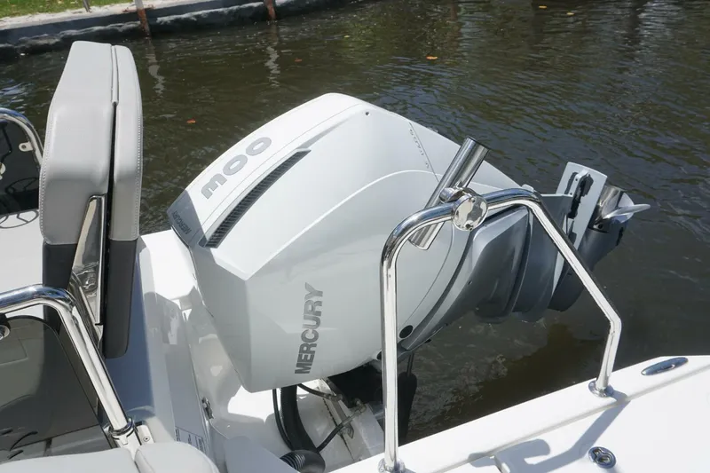 Slide: The Image of Aquila 32 Sport 2022 - 5280385