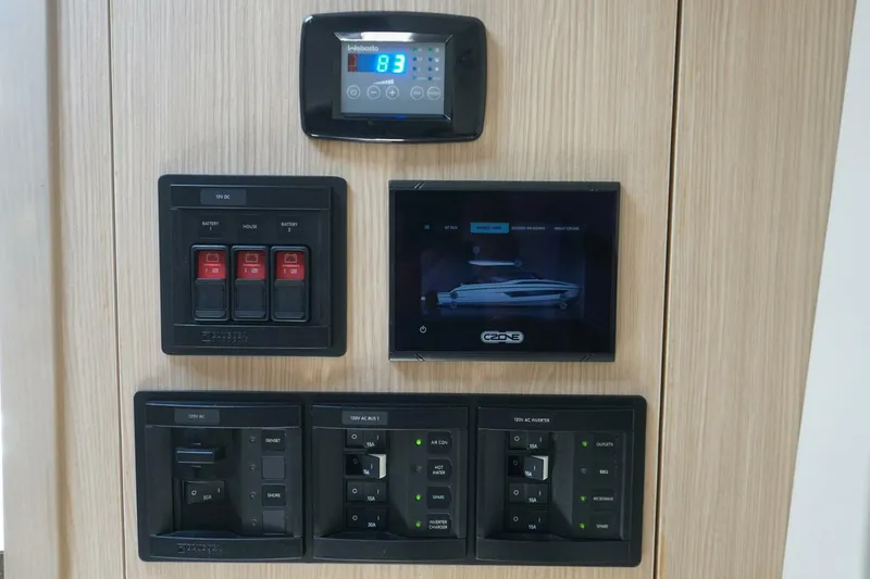 Slide: The Image of Aquila 32 Sport 2022 - 5280346