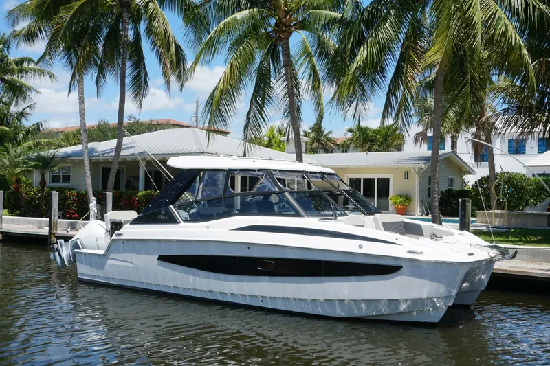 Slide: The Image of Aquila 32 Sport 2022 - 5280351