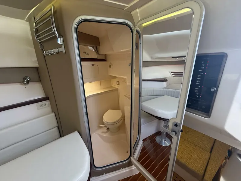 Slide: The Image of Grady-White 330 Express 2016 - 5261634