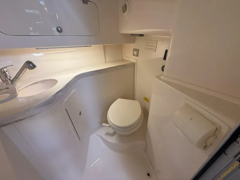 Slide: The Image of Grady-White 330 Express 2016 - 5261628