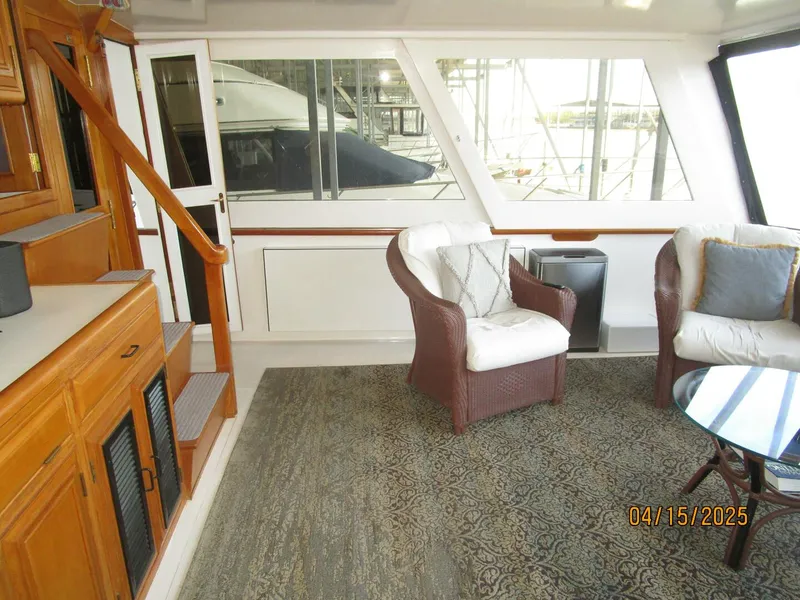Slide: The Image of 48' Ocean Alexander sundeck starboard - 5232938